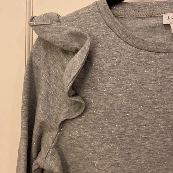EUC Jcrew Factory cotton-poly blend sparkle ruffle sweatshirt Small Holiday’22 ✨ - Picture 4 of 10